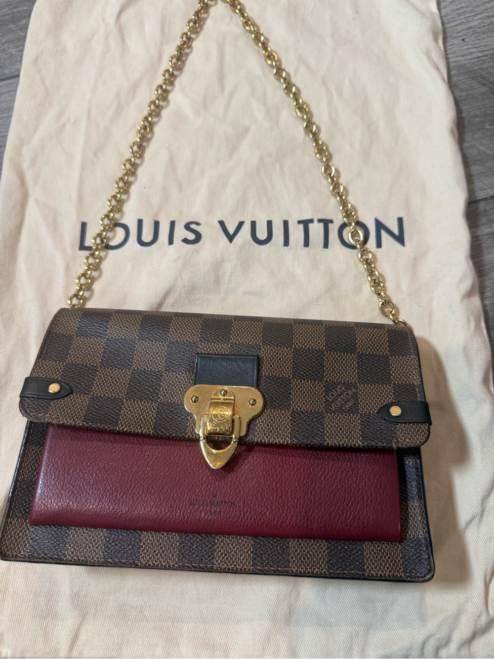 Women’s Red Leather Chain-Handle Shoulder Bag